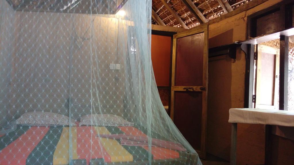 Beach Hut Vịnh Arugam Ngoại thất bức ảnh